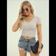 thumbnail image 5 of Camiseta Informal de Verano de Corta con Cuello en V para Mujer, de Punto Acanalado y Corte Ajustado. Albaricoque M, 5 of 10
