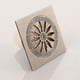 thumbnail image 4 of BRILLAR Sifón de ducha cuadrado de bronce, rejilla de ducha grande de 10x10 cm - Accesorios de baño, 4 of 5