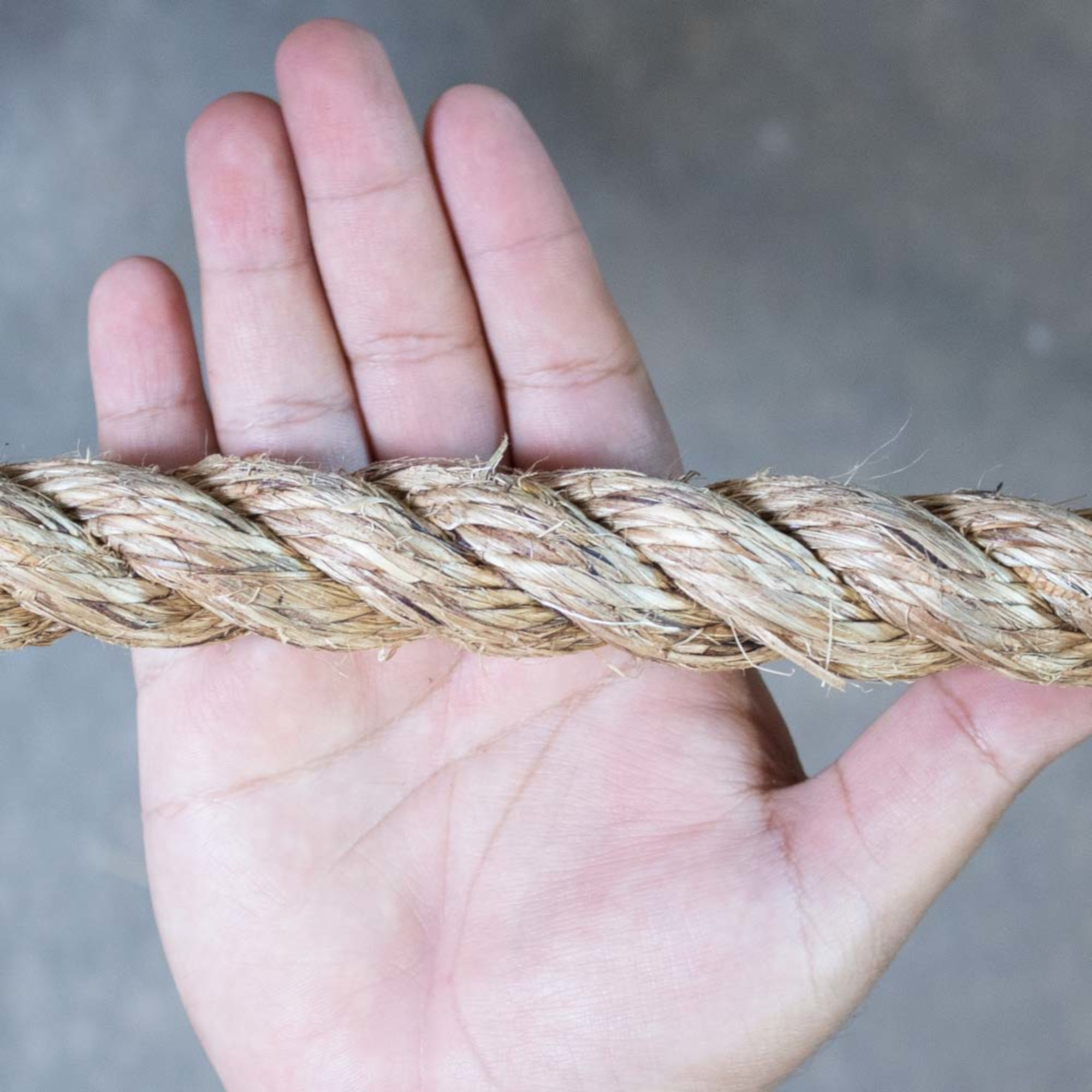 GOLBERG Manila Rope - Heavy Duty 3 Strand Natural Fiber - 1/4 inch, 5/16 inch, 3/8 inch, 1/2 inch, 5/8 inch, 3/4 inch, 1 inch, 2 inch - Available in Different Lengths - image 5 of 5