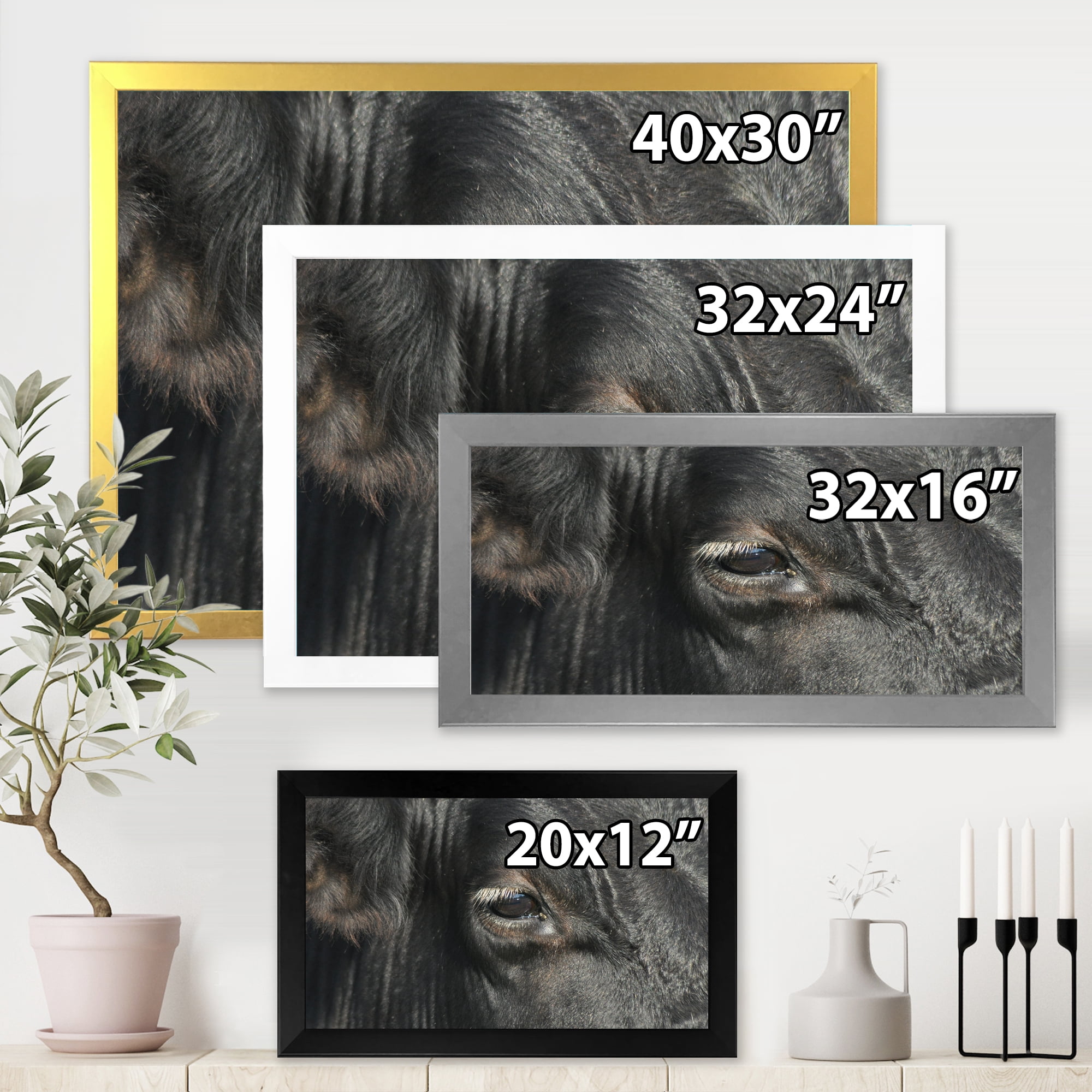 Designart 'Close-Up Of Cow Eye' Farmhouse Framed Art Print