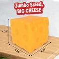 thumbnail image 4 of Juguete Squeeze Cheese Giggle Zone con forma de bloque blando extra grande, 4 of 6