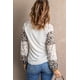 thumbnail image 2 of ABPHQTO Top De Mujer Con Estampado De Árbol De Navidad De Manga Bloque De Color De Leopardo Beige, 2 of 5