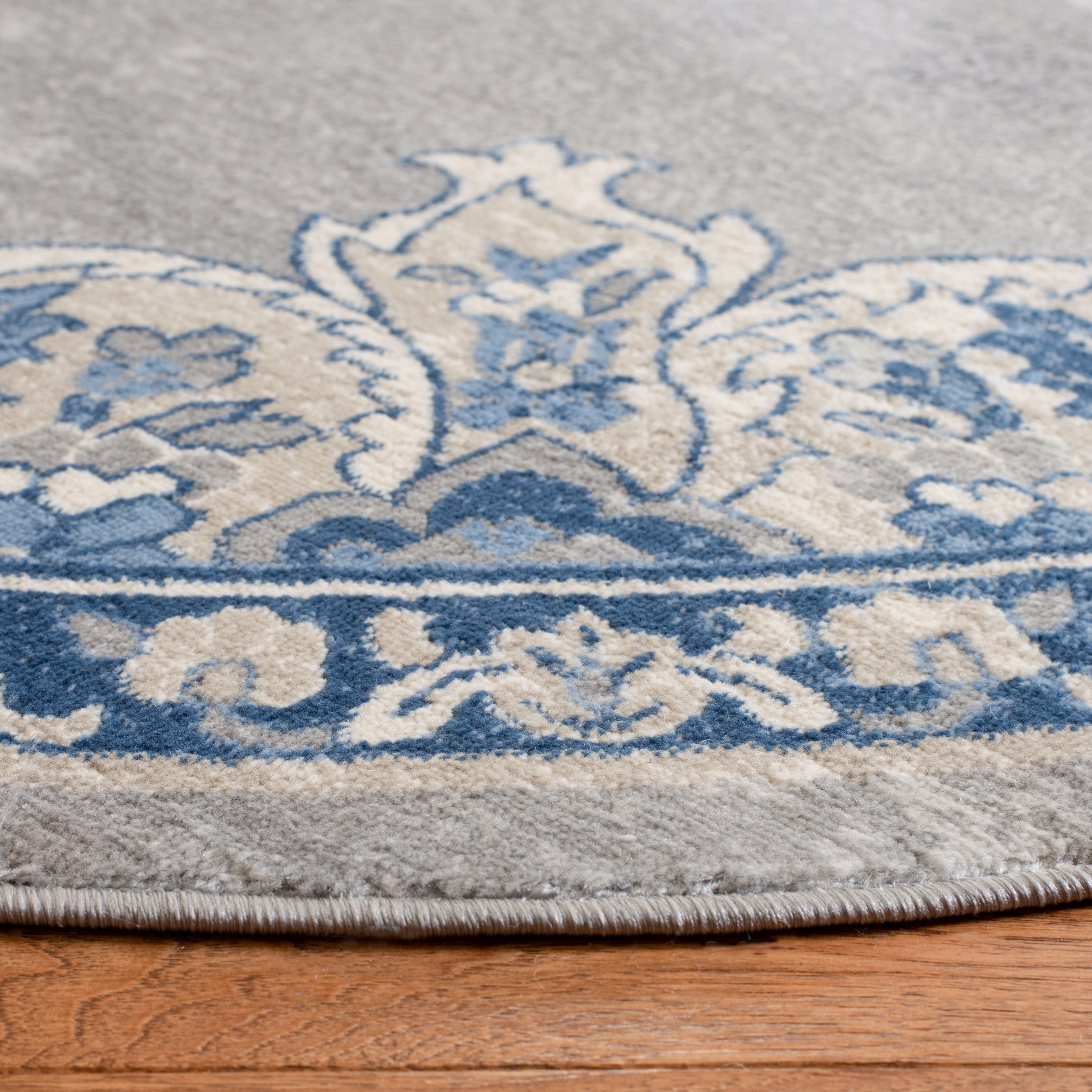 SAFAVIEH Brentwood Cahal Oriental Area Rug, Light Gray/Blue, 9' x 9' Round
