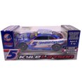 thumbnail image 4 of Modelo diecast Hendrick Motorsports Kyle Larson a escala 1/64 con acabado candy, 4 of 5