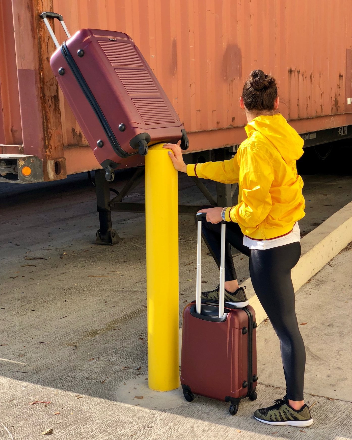 InUSA Pilot 3-Piece Hardside Luggage Sets with Spinner Wheels, Handle, Trolley, (20"/24"/28"), Wine