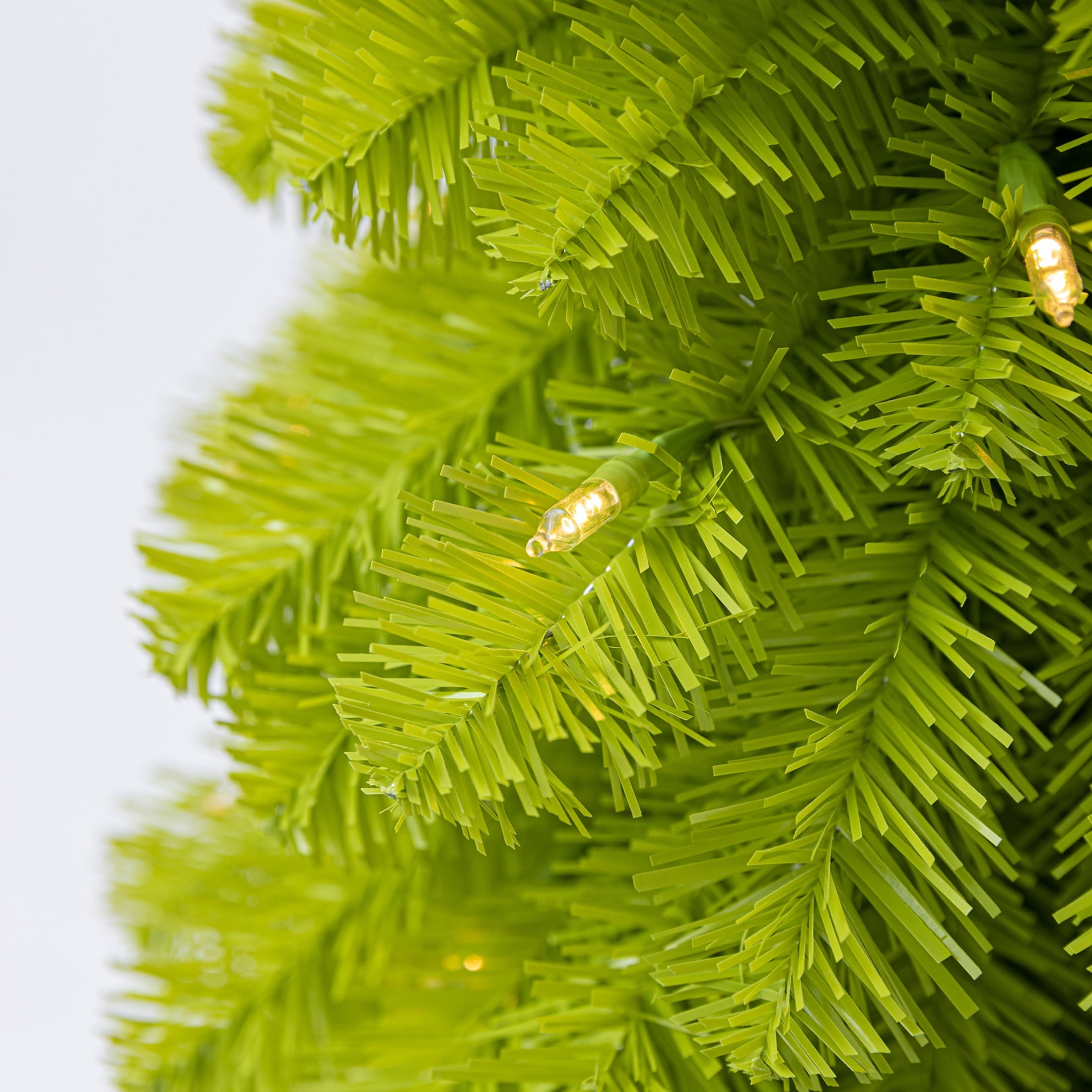 Holiday Time 3.5' Pre-Lit Lawndale Spruce Green Artificial Christmas Tree photo 6