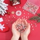 thumbnail image 3 of 1 caja con más de 250 piezas de kit para hacer pulseras navideñas, kit de cuentas de arcilla de 10 mm, lindos discos planos de polímero navideños, vinilo, cuentas espaciadoras sueltas a granel, 3 of 5