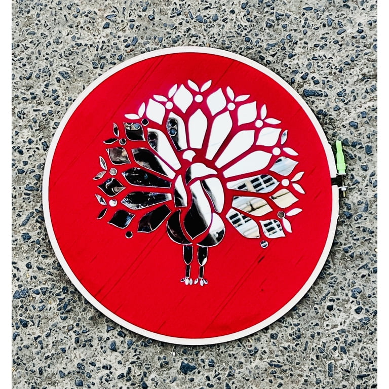 MIRROR GLASS WORLDWIDE Peacock Cutout Silver Fancy Mirror 8 * 8