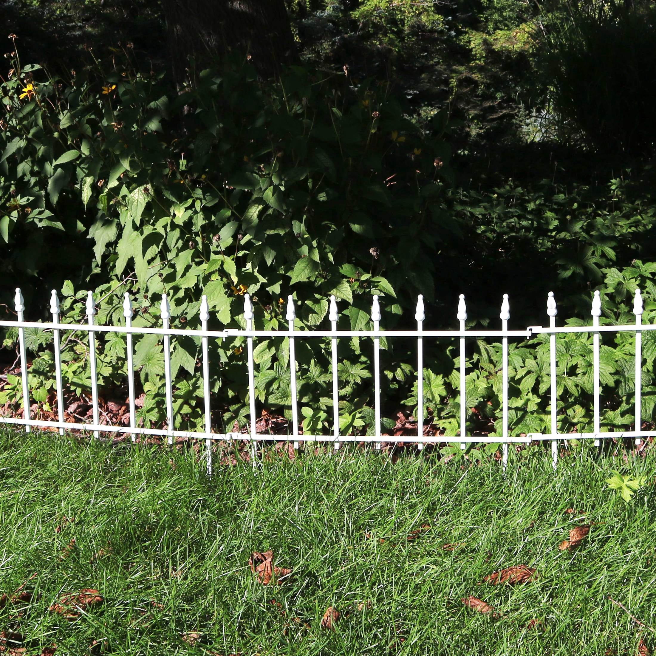Sunnydaze Roman 18" x 22" White Iron Decorative Garden Fence Panels (5 Count)