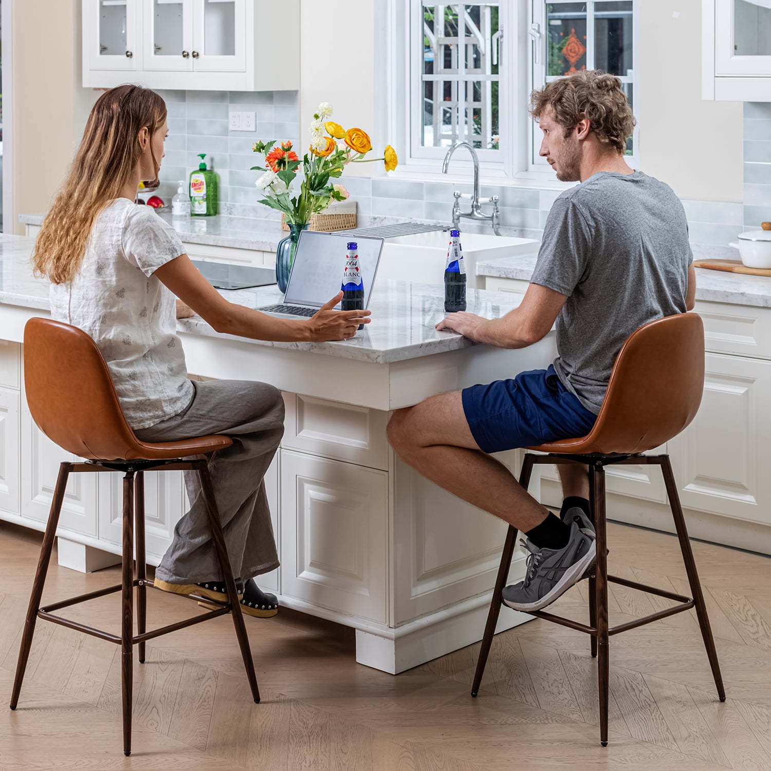 Homy Casa 26" Counter Height Bar Stools Set of 2, Swivel Stools for Kitchen Island, Caramel Brown