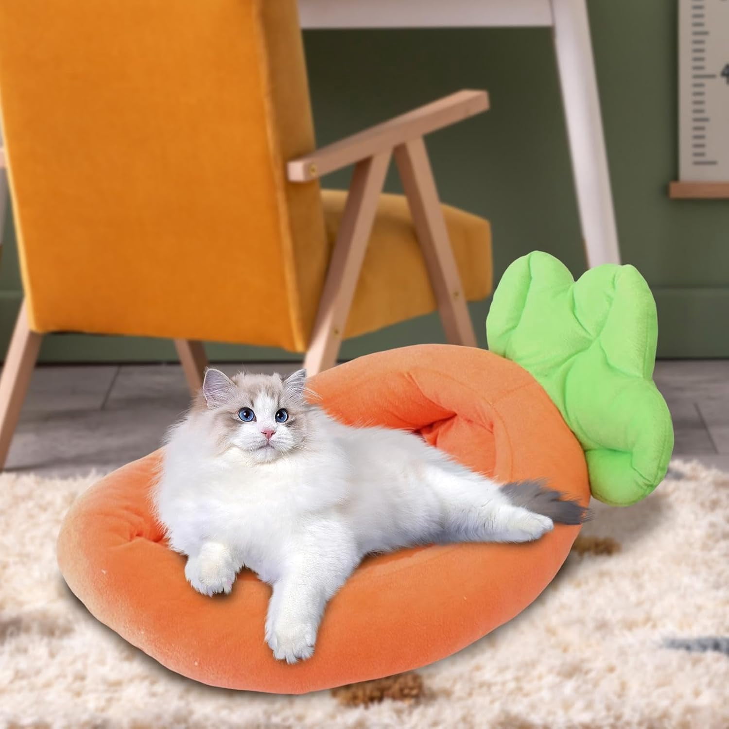 Colourtree Extra Large Carrot Bed for Cats Dogs, Carrot Pet Bed, Creative Fluffy Carrot Boat Shape Pet Dog Cat Bed,Removable Cushion&nbsp;
