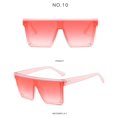 thumbnail image 2 of Gafas de sol cuadradas de gran tamaño para mujeres y hombres, gafas de sol de moda con parte superior plana y montura negra grande, mono Retro, gafas de sol de moda, 2 of 5