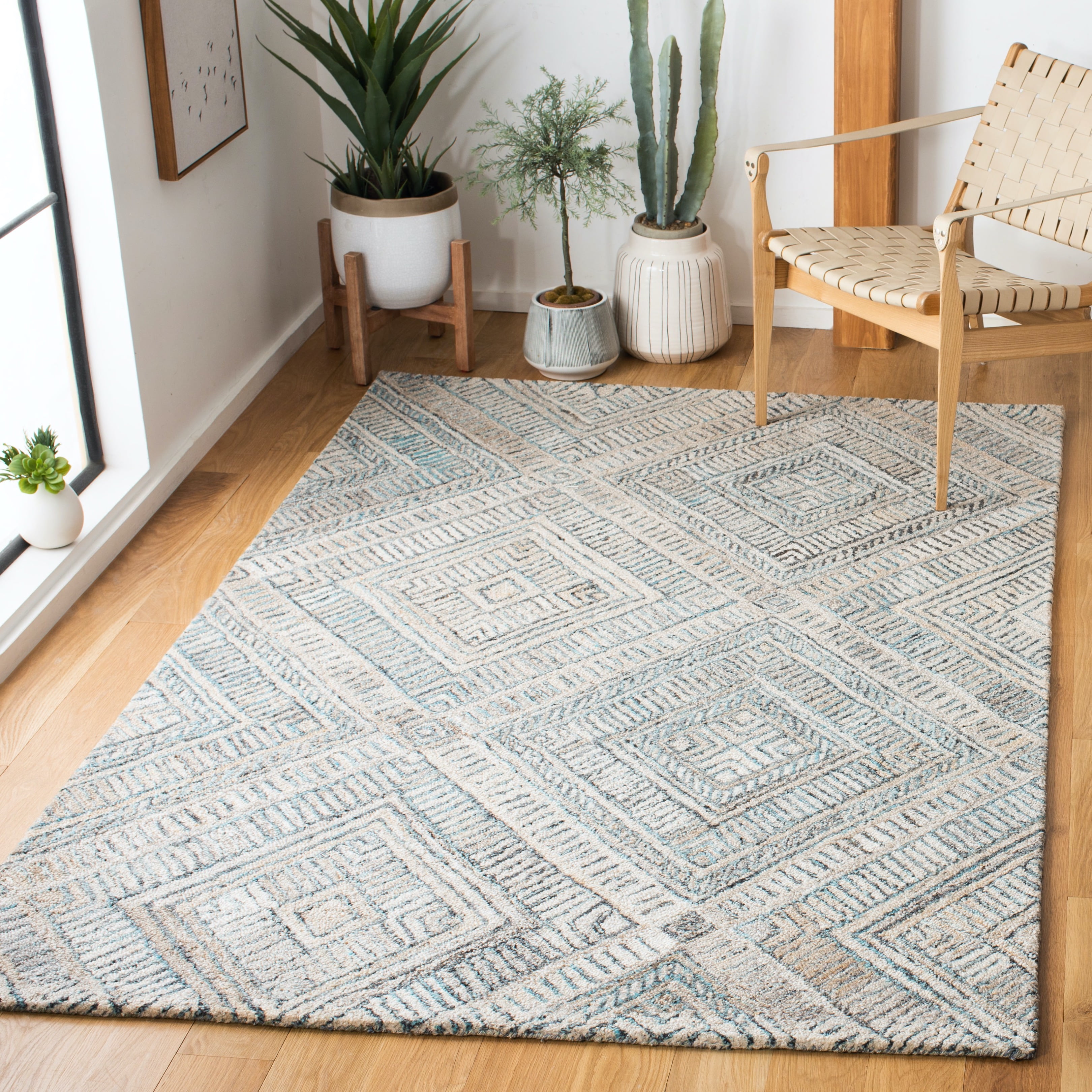 SAFAVIEH Marquee Kirsten Geometric Area Rug, Turquoise/Beige, 8' x 10'