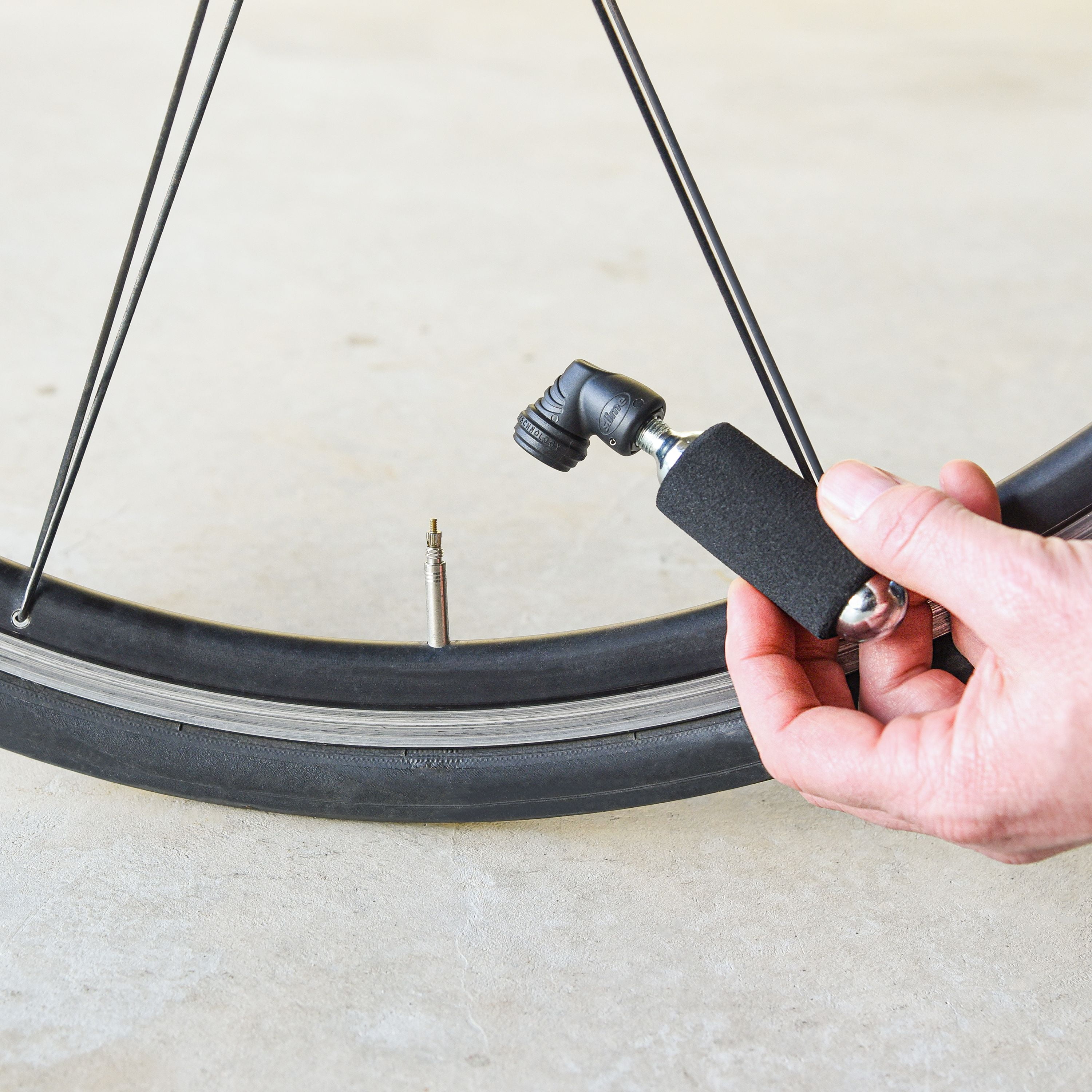 How to pump up a sfter bike tyre