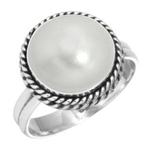 925 Silver Ring For Women - Teens White Freshwater Pearl Stone Silver Ring Size 8 April Birthstone Hand Made Silver Ring Size 8 Gift For Wife On Friendship Day 925 Silver Jewelry With Gemstone