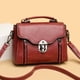 thumbnail image 1 of Bolsa cruzada de pecho con múltiples compartimentos con cremallera, correa ajustable para la cintura, material de PU duradero, almacenamiento portátil unisex para deportes y uso diario., 1 of 7