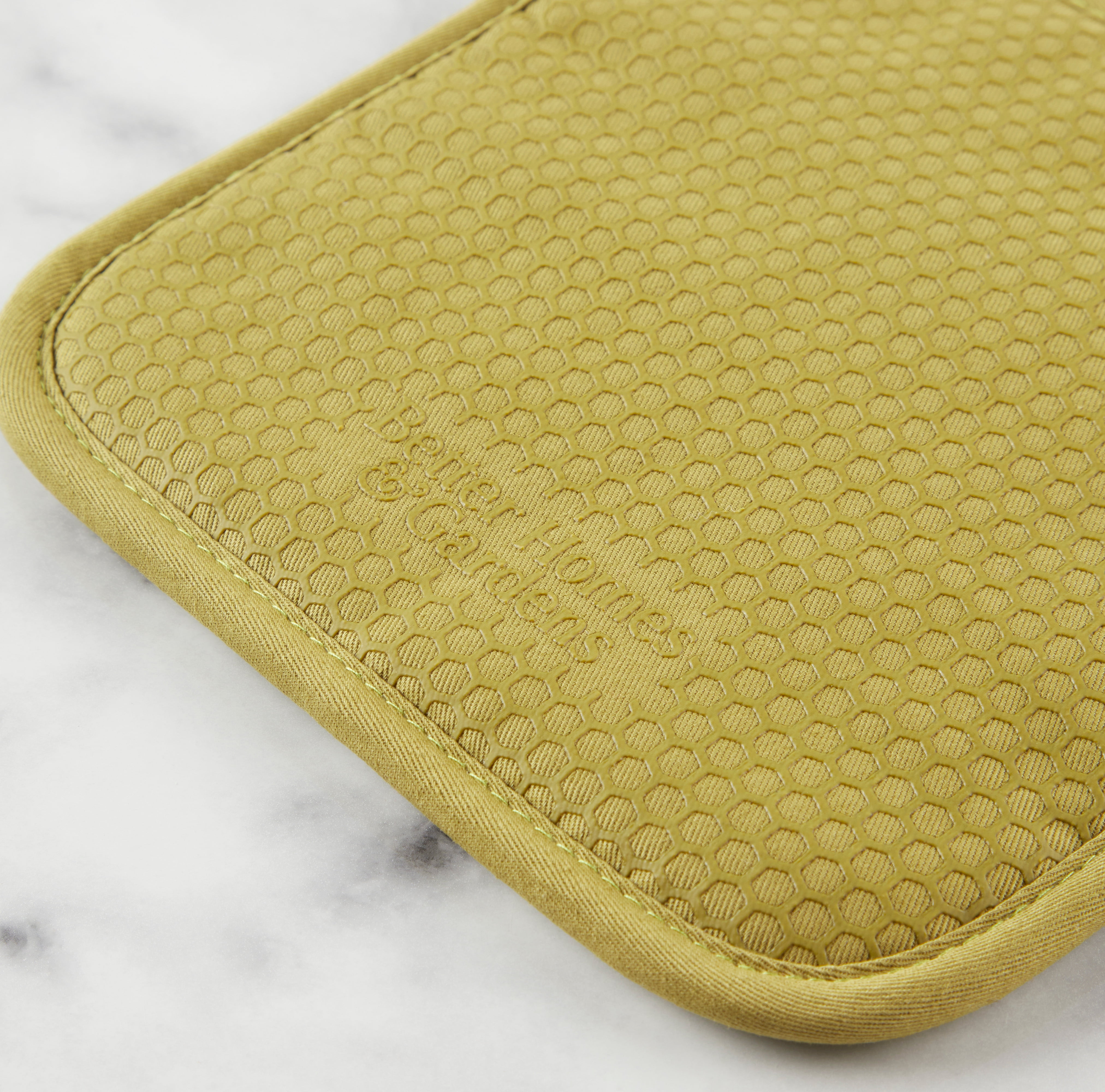 Better Homes & Gardens Honeycomb Silicone and Cotton Oven Mitt, Pot Holder, Mini Mitt Set, Green Saddle, 4 Pieces