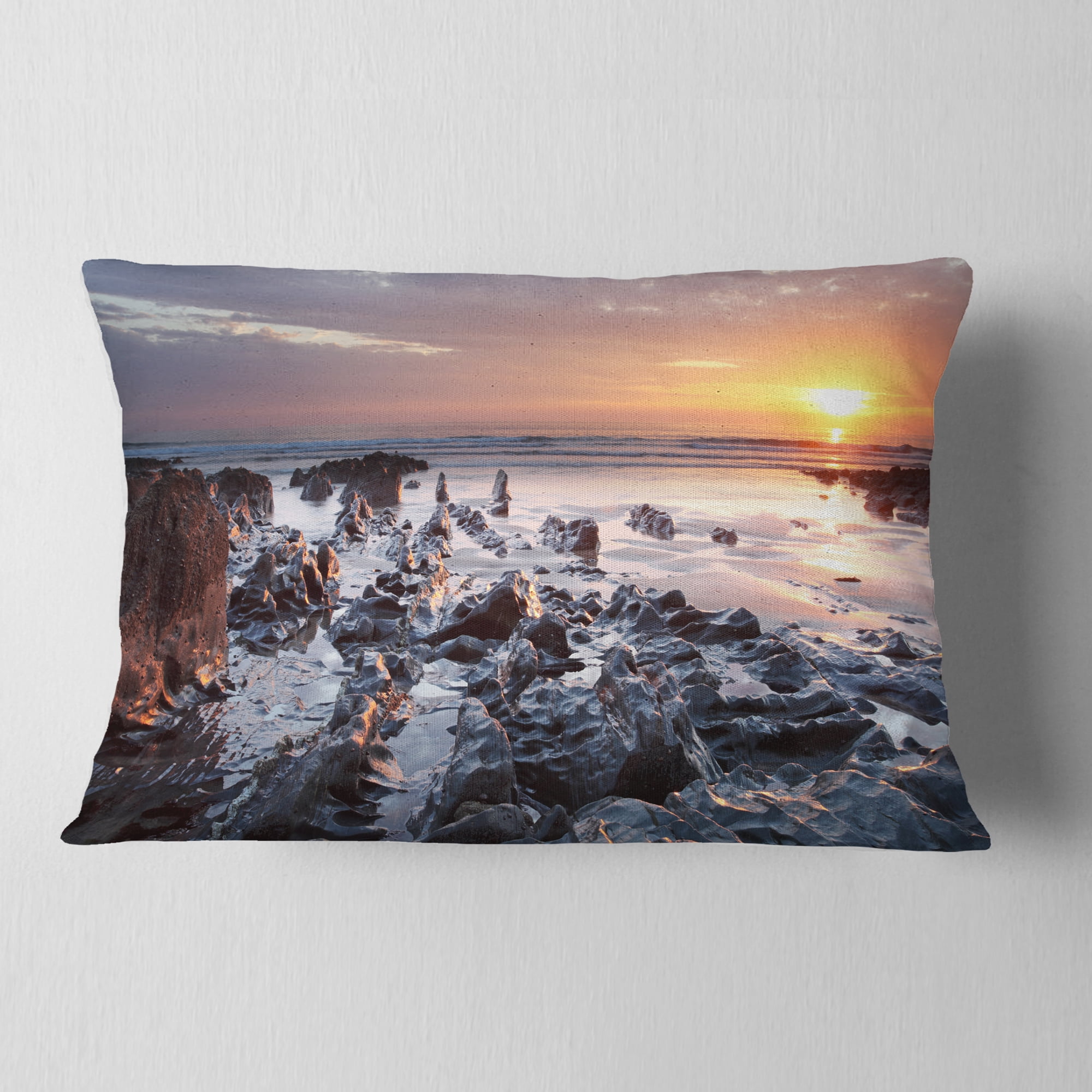 Designart Sunset at Woolacombe Bay Devon UK - Seashore Throw Pillow - 12x20