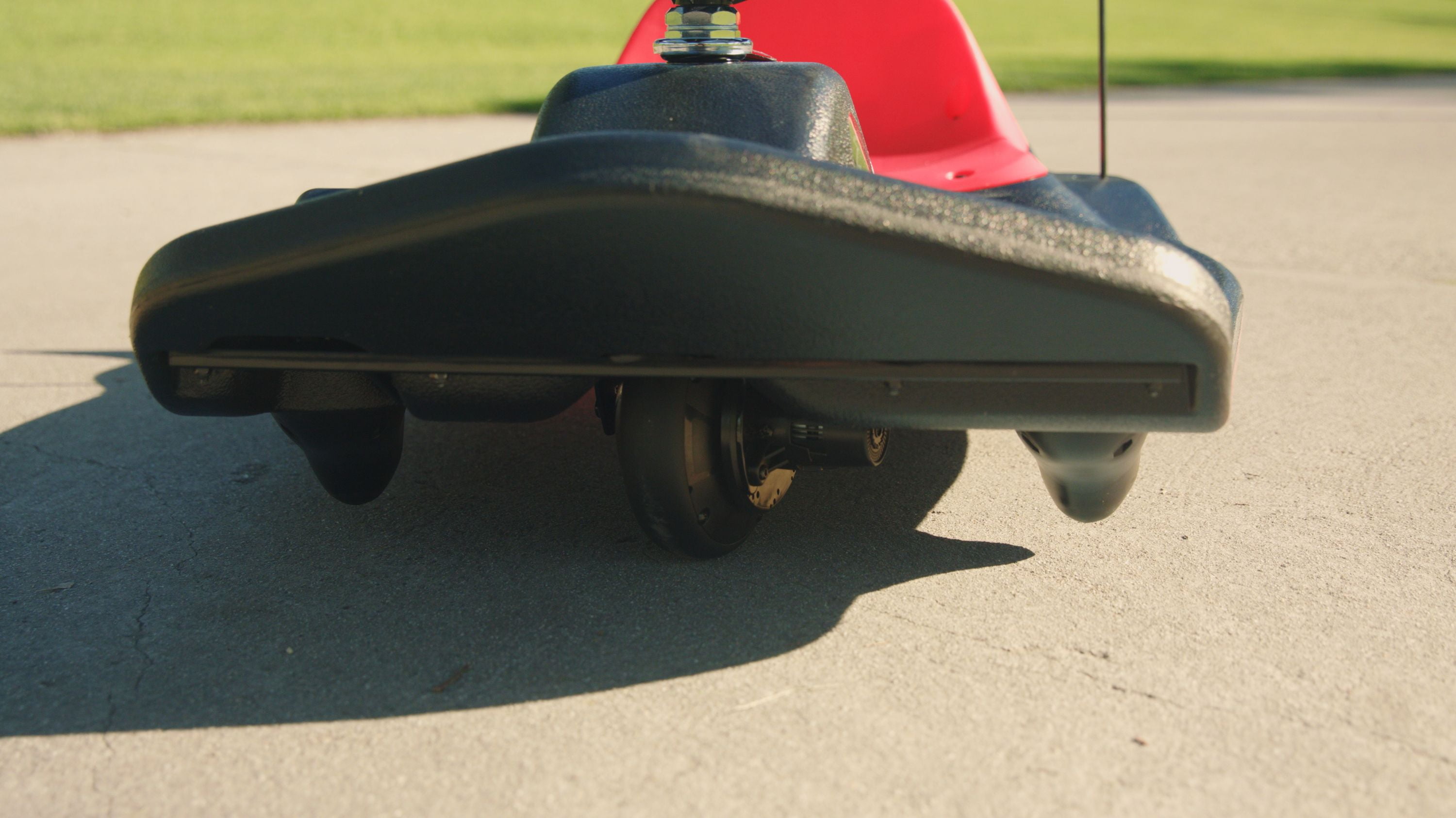 razor 12 volt electric powered crazy cart shift