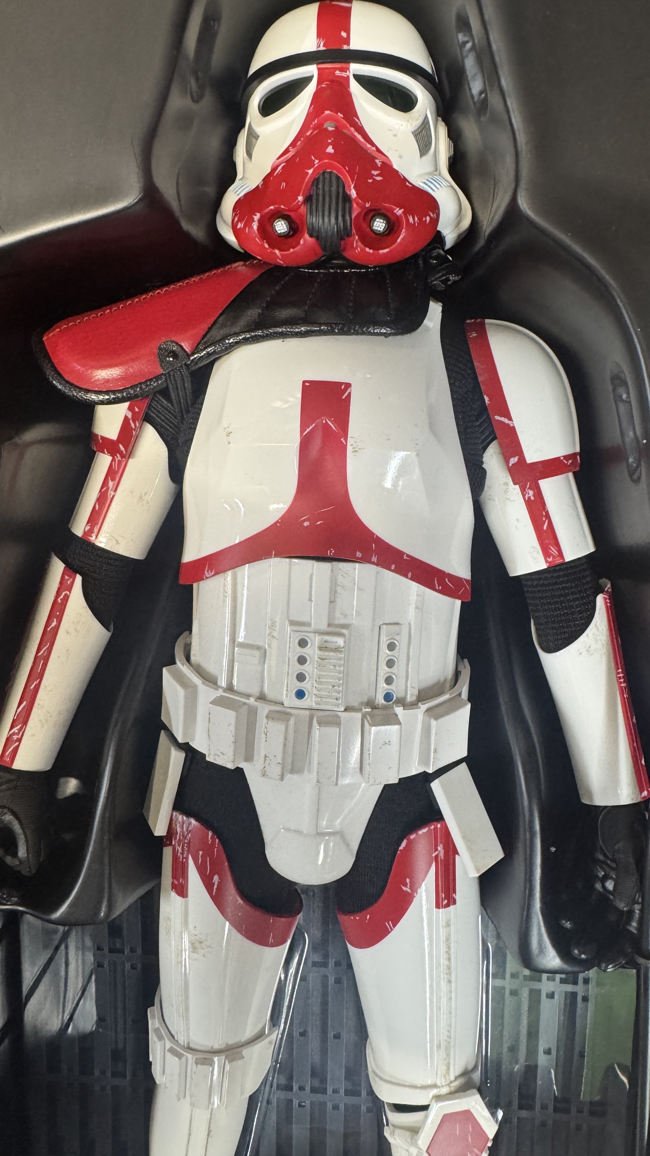 Pre-Owned Star Wars The Mandalorian Incinerator Stormtrooper Collectible Figure