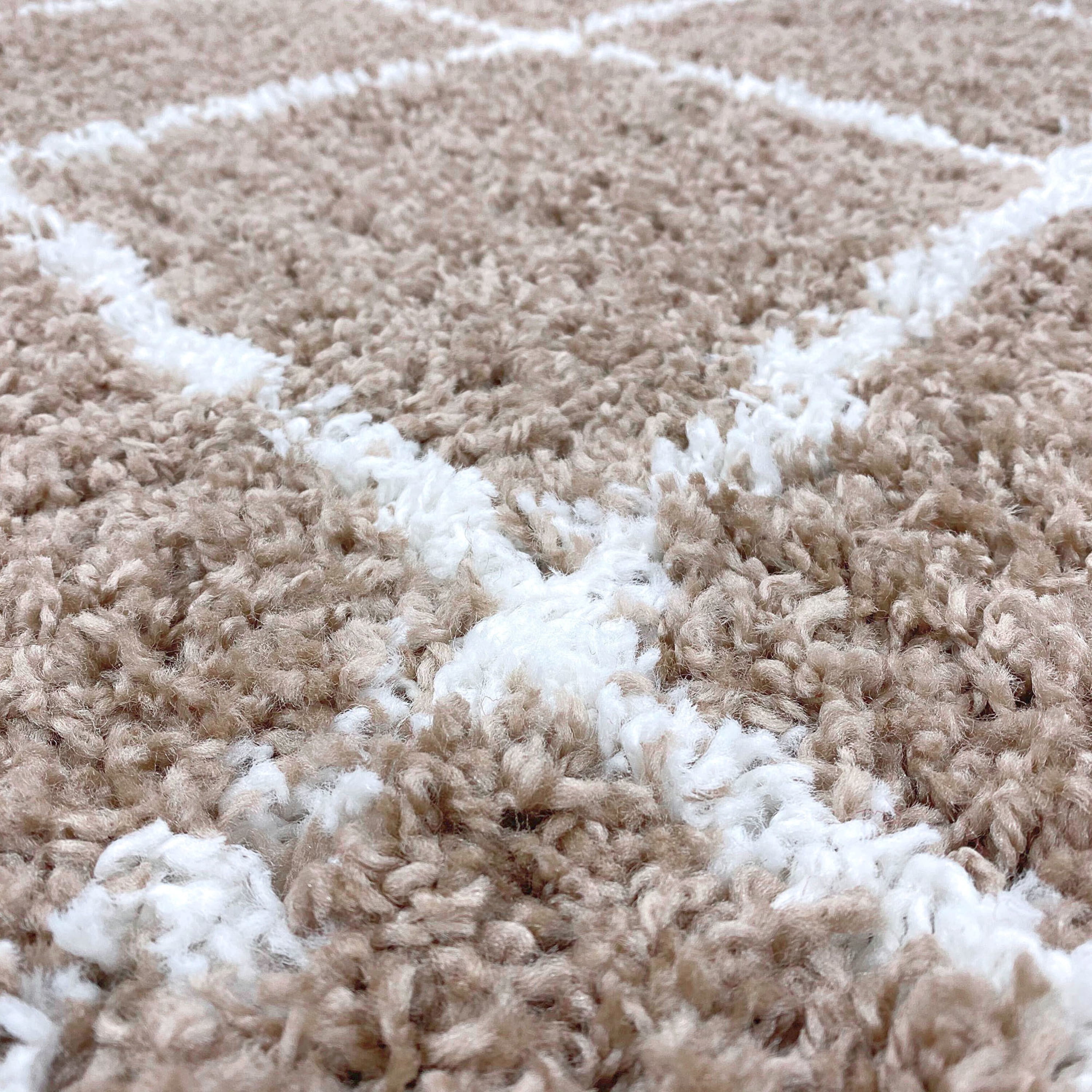 Contemporary 4x6 Area Rug Shag Thick (4' x 5'3'') Diamond Tan, White Indoor Rectangle Easy to Clean