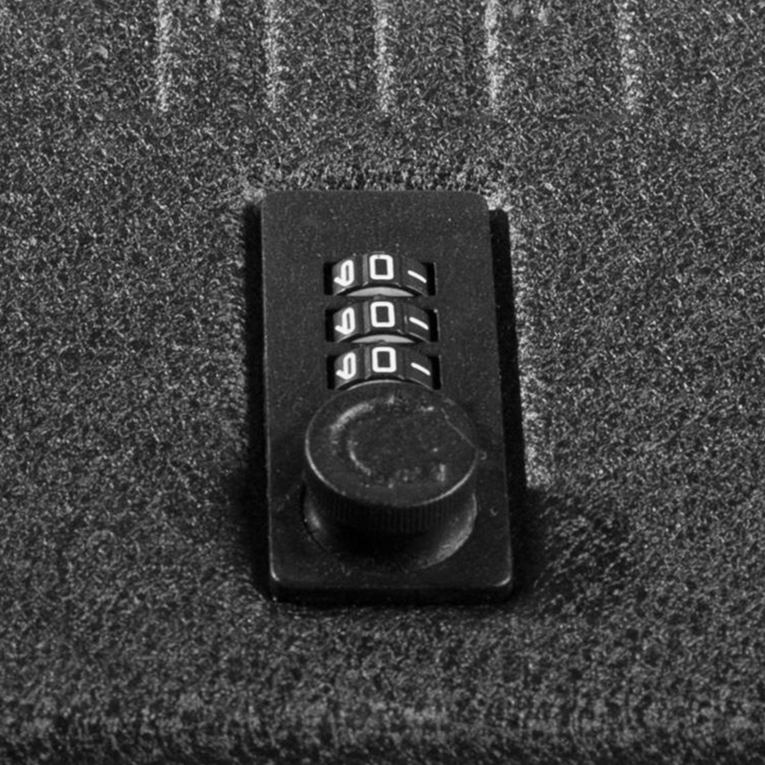 GunVault NanoVault 300 TSA Approved Compact Portable Travel Lock Gun Safe - image 5 of 5