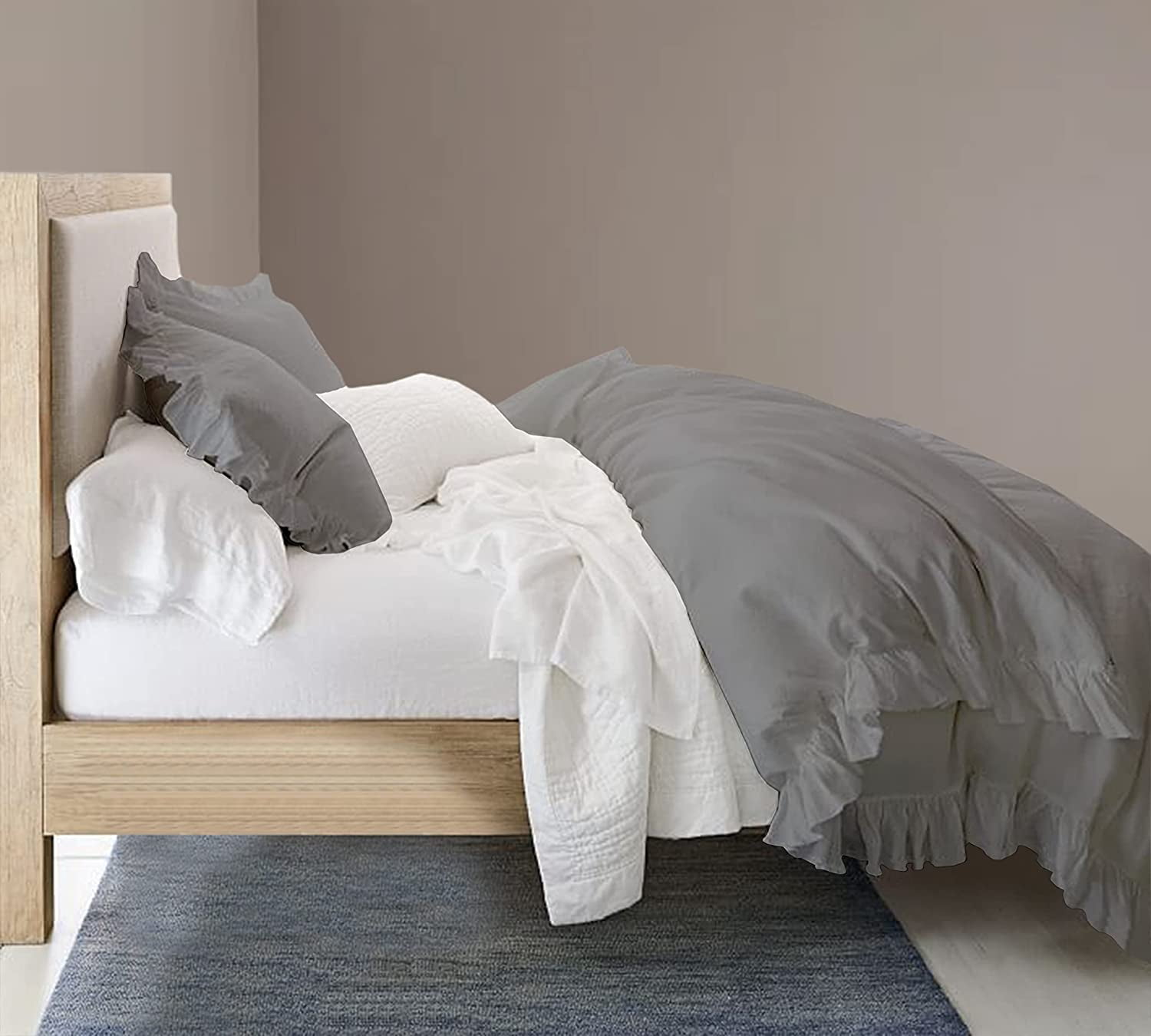 Delara Organic Cotton Duvet Set, 300 Thread Count, GOTS Certified, 3-Piece Ruffled Duvet cover with 2 Shams