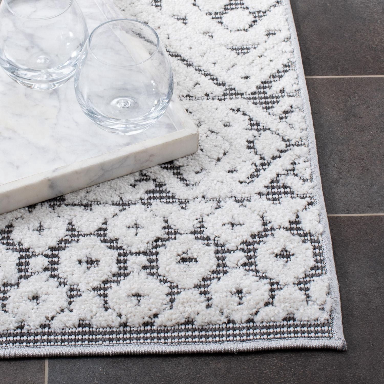 SAFAVIEH Cabana Allycia Geometric Indoor/Outdoor Area Rug