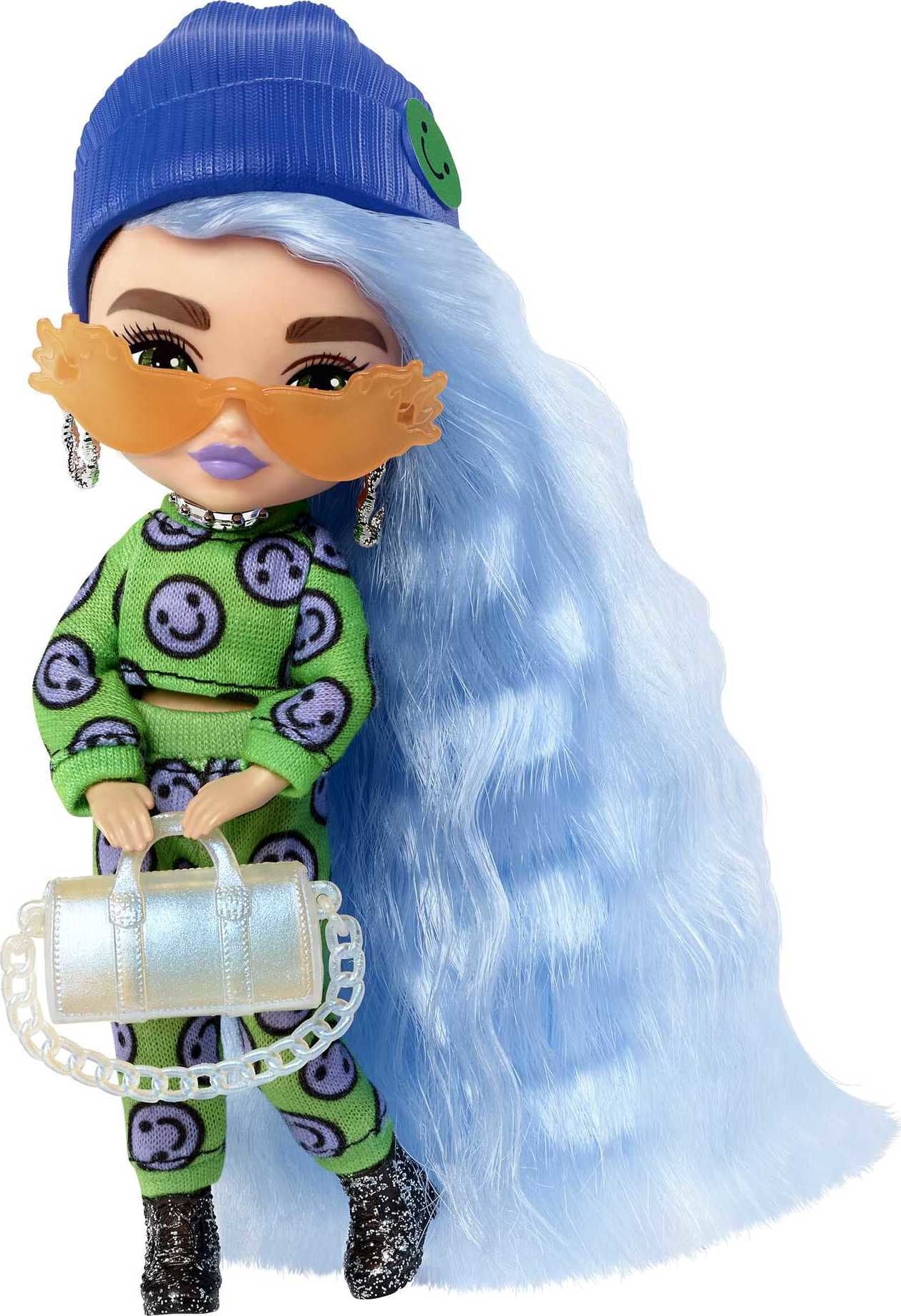 Barbie Extra Minis Doll #3 (5.5 In) In Fashion & Accessories, With Doll Stand (Walmart Exclusive)