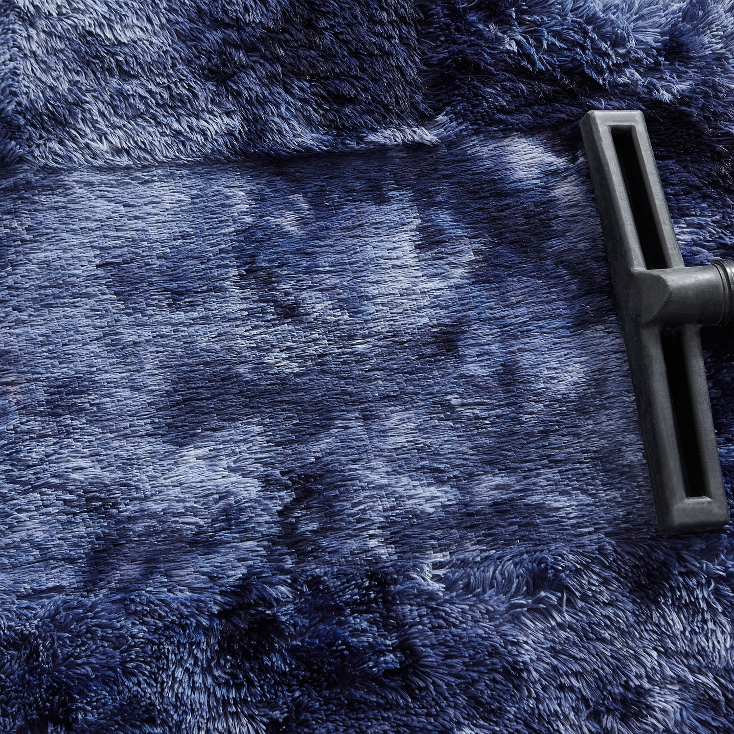 MerryHome Soft Plush Faux Fur Area Rug 4x6 Feet, Luxury Rectangular Fuzzy Carpet, Navy
