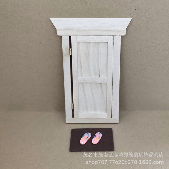 Dayesque Miniature Dollhouse Door, Detailed Small Furniture Door for Crafting, Dollhouse Decor, Pretend Play, Model Building Accessories