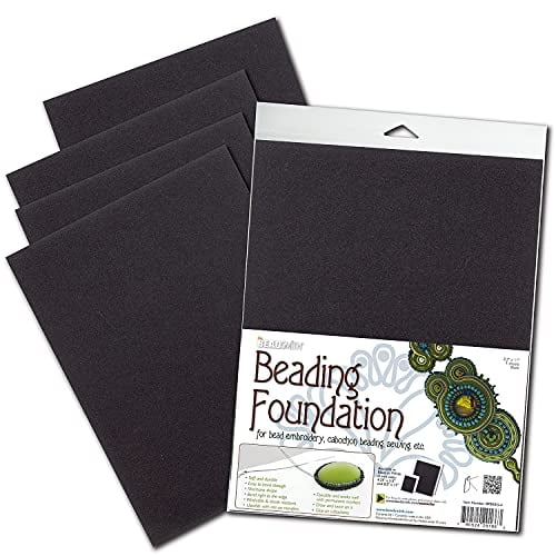 The Beadsmith Fond de Teint Perlé 8,5 x 11 Pouces, Tissu Noir, 4 Feuilles, Fabriqué aux États-Unis, Matériau Rigide et Durable Utilisé pour la Broderie de Perles et de Points de Suture, les Perles de cabochon et la Couture