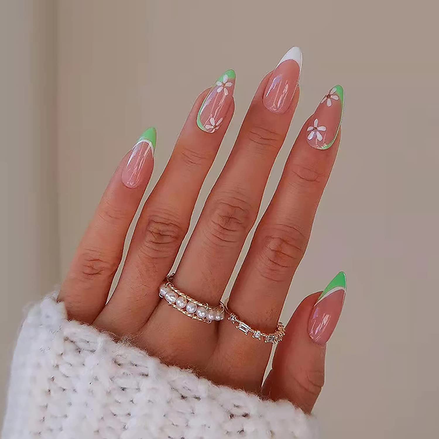 24pcs French Green White Medium Press on Nails Glossy Almond Shape Fake Nail  Art Flower Designs Artificial False Nails Acrylic Stiletto Stick On Nails  Tips for Women and Girls 