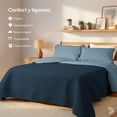 thumbnail image 4 of Colcha Ligera Pinsonic Doble Vista Dreamlab con 2 Fundas de Almohada, Edrecolcha Capitonada Reversible Ultrasuave, Edredón de verano, King Size Tape, Azul Mezclilla y Azul Noche, 4 of 9
