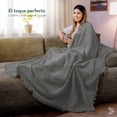 thumbnail image 4 of Manta Tejida Dreamlab, Frazada Decorativa para Pie de Cama o Sofá, Throw Blanket de Punto Grueso, Manta Elegante, Ligera y Acogedora, Color Gris Piedra, 4 of 5