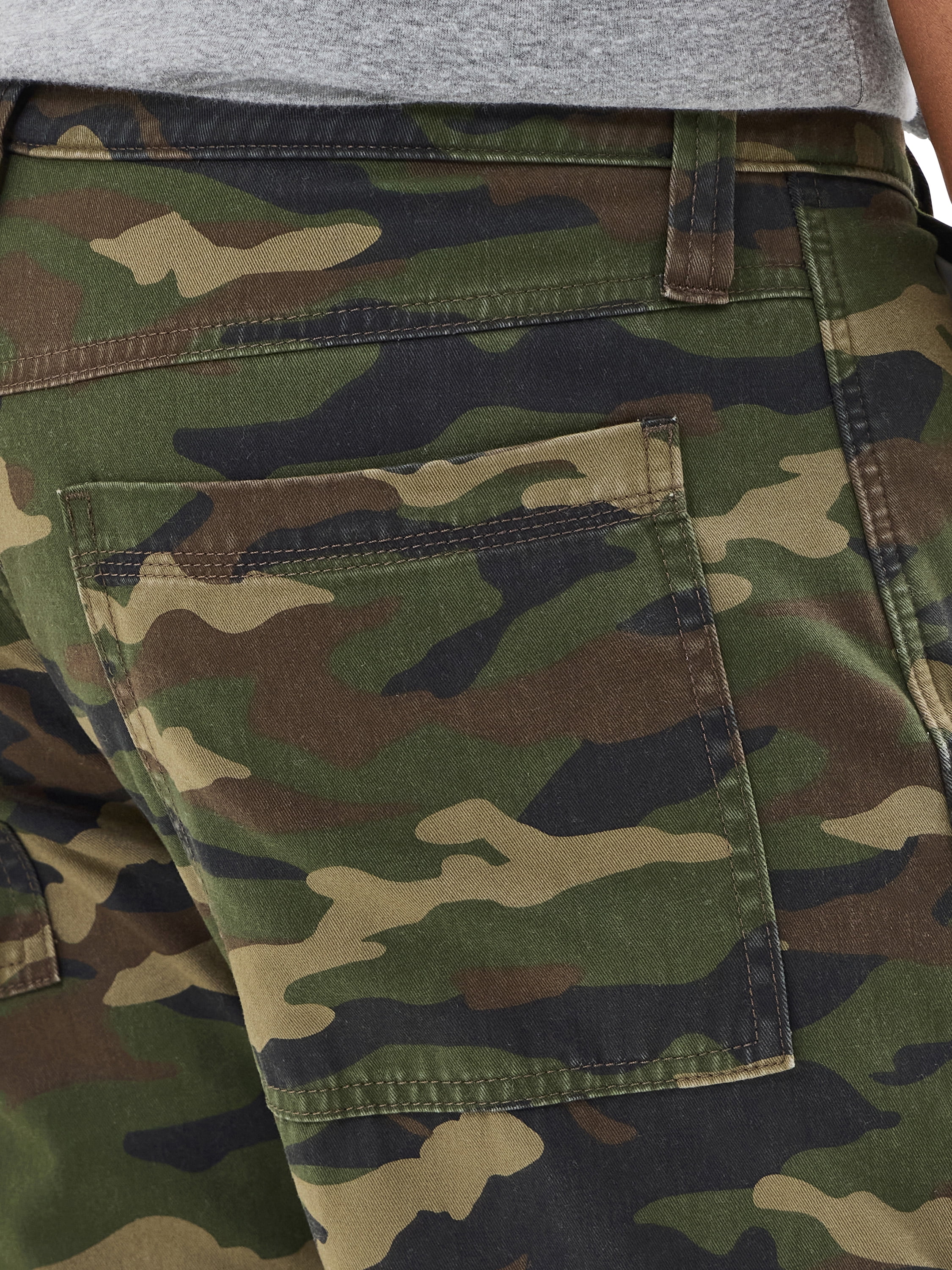 Wrangler Men's and Big Men's Relaxed Fit Fleece Lined Cargo Pant