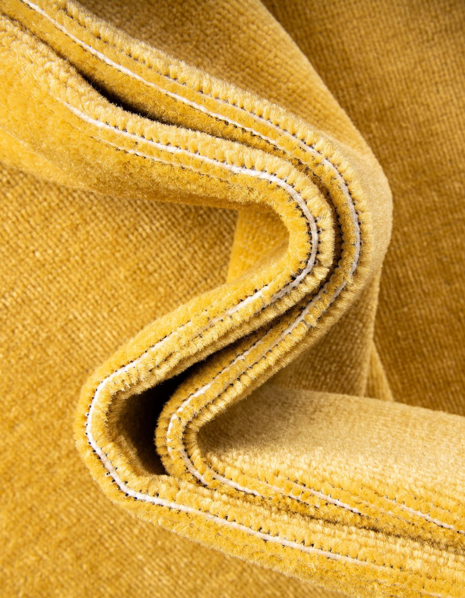 Unique Loom Williamsburg Collection Area Rug - Solid (5' 3" x 8' Rectangle Gold)