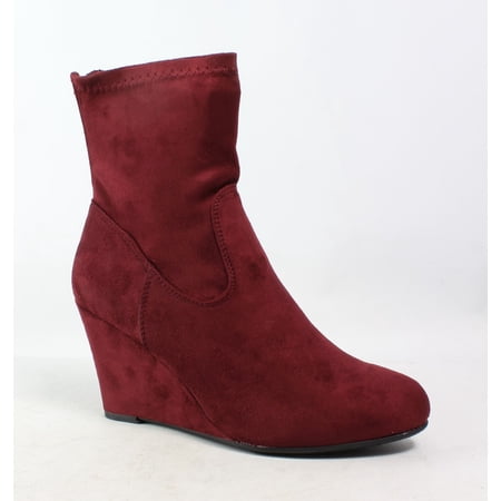 womens boots size 7 wide