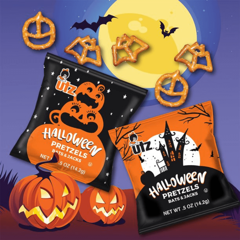Utz Halloween Mini Bag Trick Snacks: Bats & Jacks Pretzels, 2