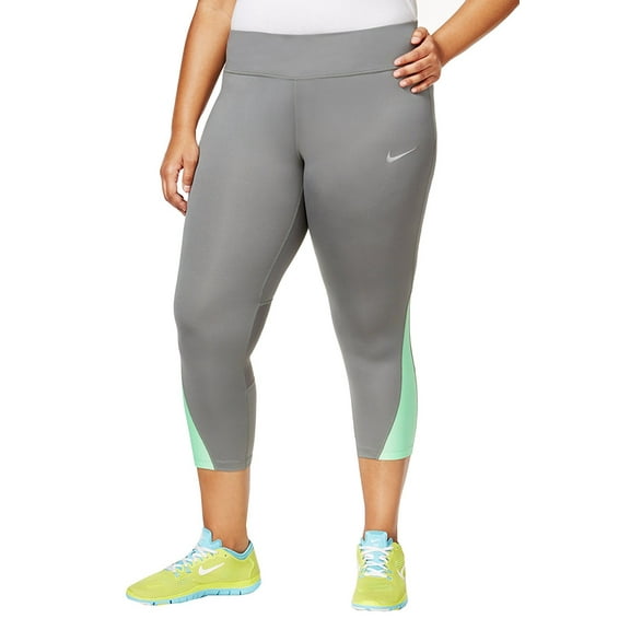 Nike Womens Plus Size Power Compression Cropped Leggings