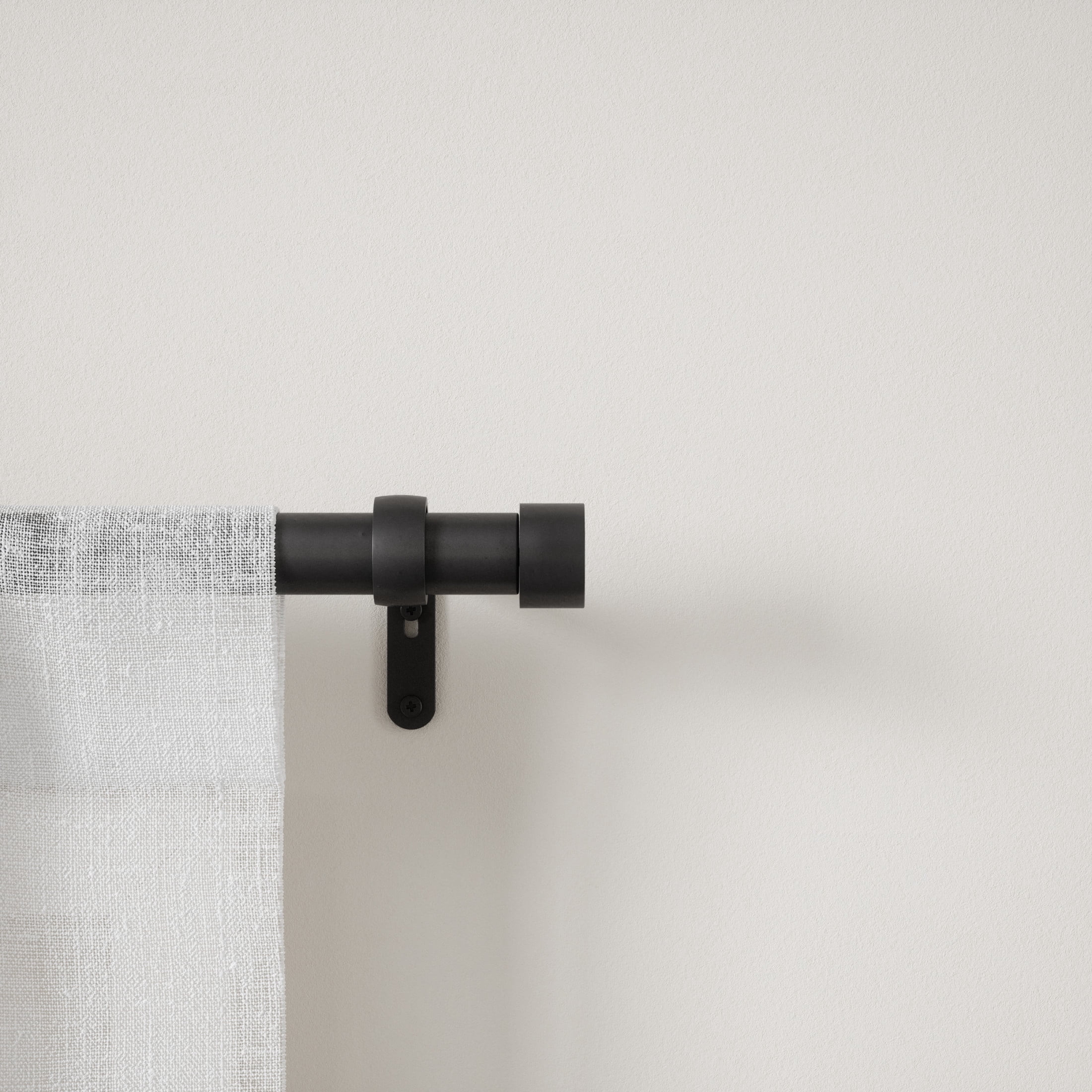Umbra Cappa Expandable Single Curtain Rod 36-66"