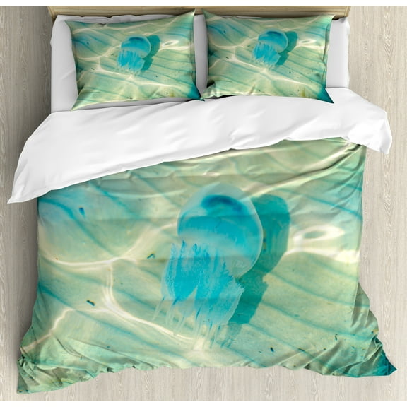 Aqua Jellyfish Duvet Cover Set, Calming Illustration of a Sea Creature Floating Aquatic Wildlife Scene, Decorative 3 Piece Bedding Set with 2 Pillow Shams, King Size, Blue Pale Green, by Ambesonne