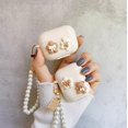 thumbnail image 2 of Funda LiWerlly para Apple AirPods Pro 1 y 2 Generacion Diseño Oso 3D con Kit de Limpieza y Llavero, 2 of 5
