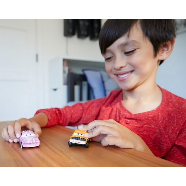 Disney Pixar Cars Tailgate and Pushover 2-Pack - Walmart.ca
