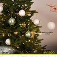 thumbnail image 3 of Esferas para árbol de navidad Artego de 8 cm de diámetro paq 18 esferas Verde claro *Línea Detail Con: 2 estilos emboss y un cromado, para colgar Christmas ornaments, 3 of 7