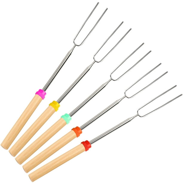 El diseño conveniente de los pinchos extensibles para malvaviscos brinda un control óptimo para asar salchichas, salchichas, perritos calientes y verduras.