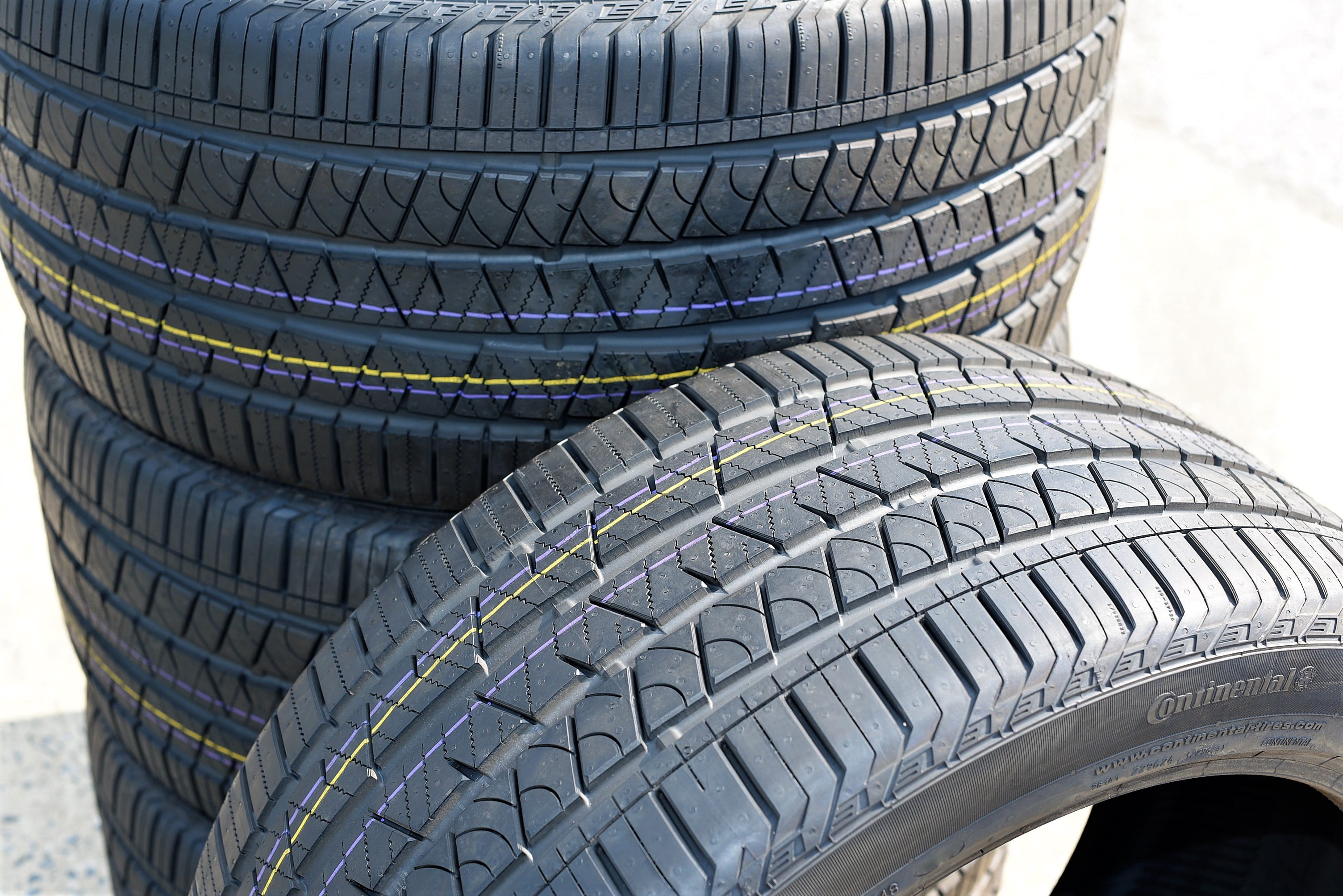 275/45R20 XL A/S Fits: 2000-03 CrossContact (T1) Ford F-150 LX xDrive40i, Continental 110V Sport Tire 2019 ContiSilent BMW X5 Edition Harley-Davidson