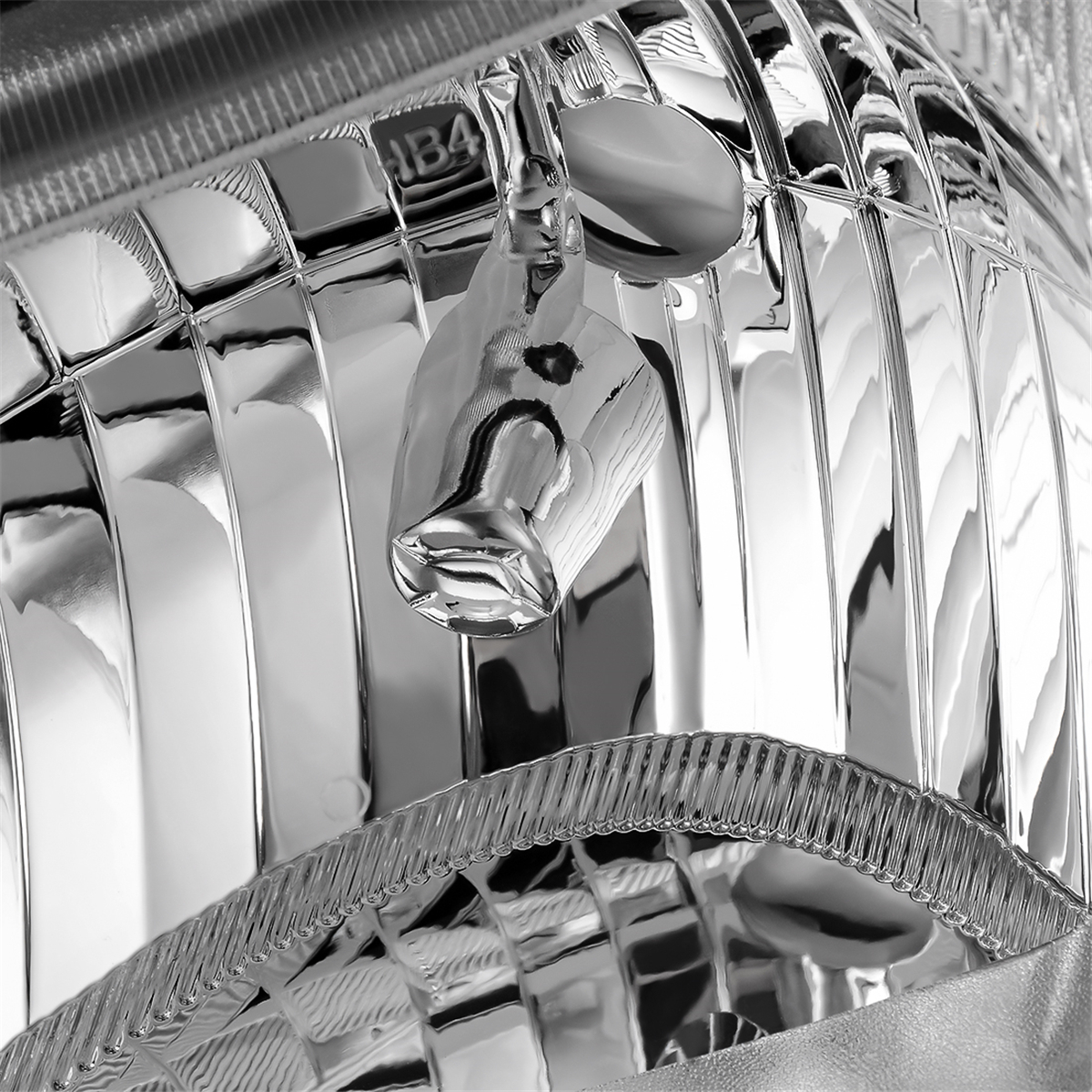 RVNI Chrome Headlights for 2003 2004 2005 2006 Chevy Silverado Avalanche Headlamp Set