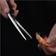 thumbnail image 2 of Yuarrent Alicates para pelar camarones de acero inoxidable, abrazadera para camarones fácil de pelar, herramienta práctica para pelar camarones Cocina y Comedor Yuarrent HA014994-00, 2 of 6