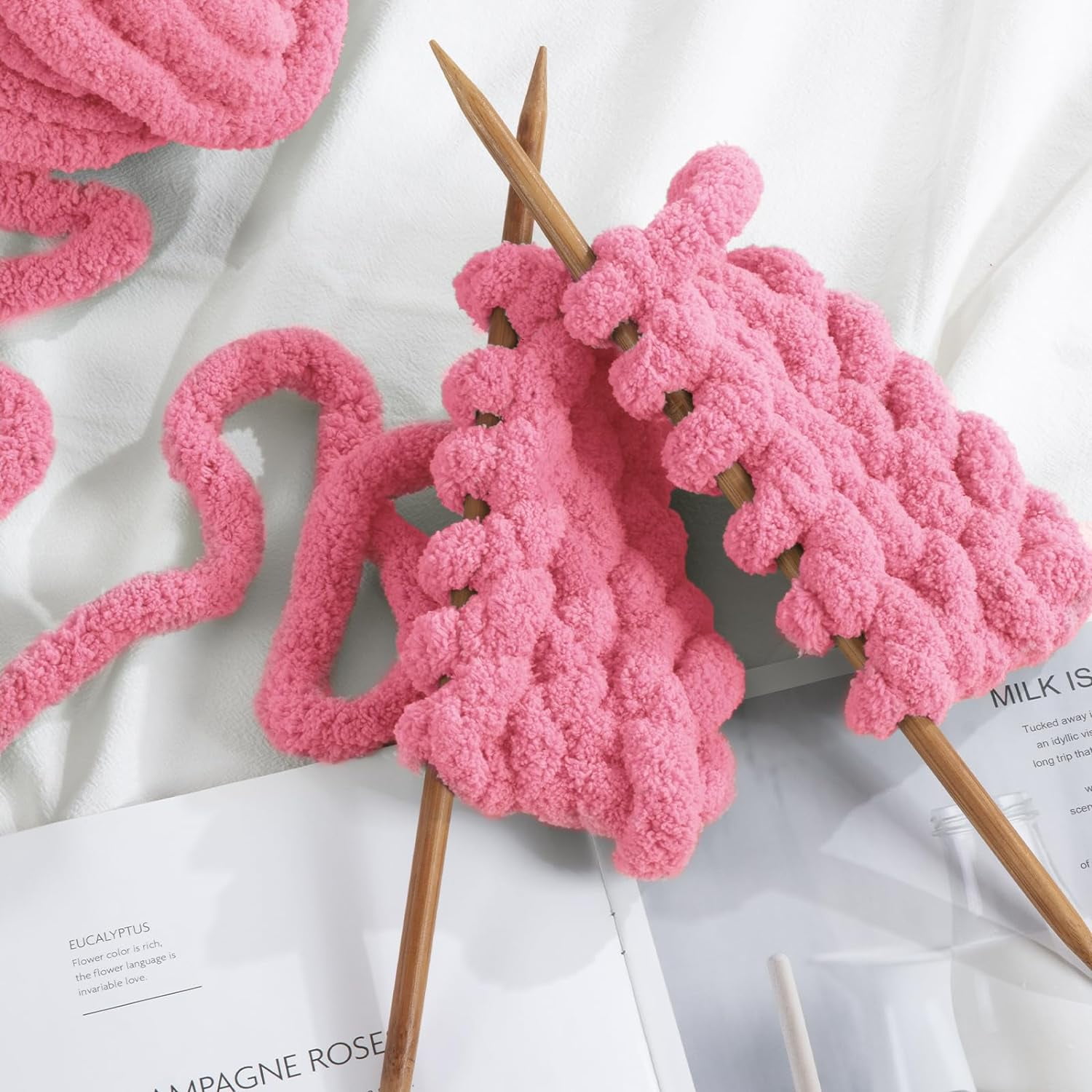 8 Pack Chunky Chenille Yarn - Super Soft Bulky Knitting Yarn for Blankets Scarf DIY, 8oz/27yds per Skein, Fluffy Plush Yarn for Crochet & Hand Knitting